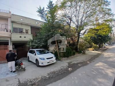 جی ۔ 9/1 جی ۔ 9,اسلام آباد میں 7 کمروں کا 14 مرلہ مکان 11.0 کروڑ میں برائے فروخت۔