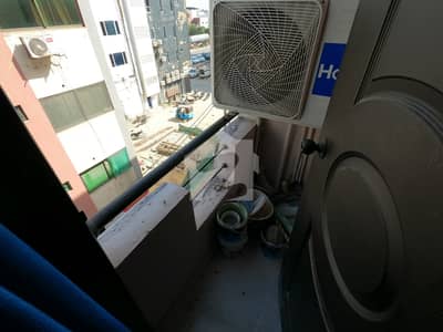 450 Square Feet Flat available for sale in Muslim Commercial Area if you hurry