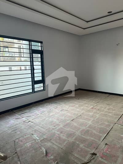 600 Sq Yards G+1 NEAR Furniture MARKET FOR COMMERCIAL USE