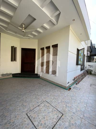 11 Marla Beautiful Modern Design House For Sale In DHA Phase 03 Block XX 11 Marla Beautiful Modern Design House For Sale In DHA Phase 03 Block XX
