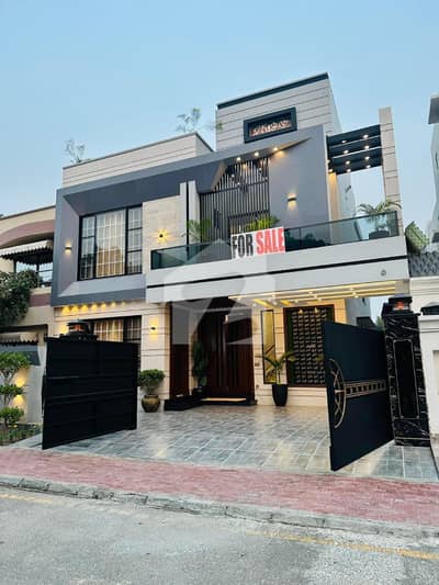 10 Marla Residential House For Sale In Jasmine Block With Gas , Nearby Commercial Market, School, Mosque And Health Care Canter