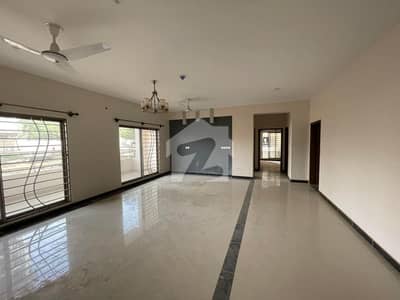 Askari-5 Malir Cantt 3Bed D/D Leased Flat For Sale