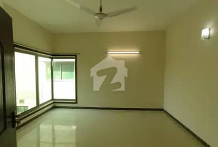 عسکری 5 ملیر کنٹونمنٹ,کینٹ,کراچی میں 6 کمروں کا 1 کنال مکان 10.0 کروڑ میں برائے فروخت۔