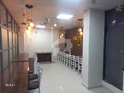 بلیو ایریا اسلام آباد میں 7 مرلہ Studio دفتر 13.75 کروڑ میں برائے فروخت۔