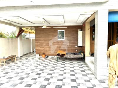Phase 8 Park View Block B 1 Kanal Solid House Phase 8 Park View Block B 1 Kanal Solid House