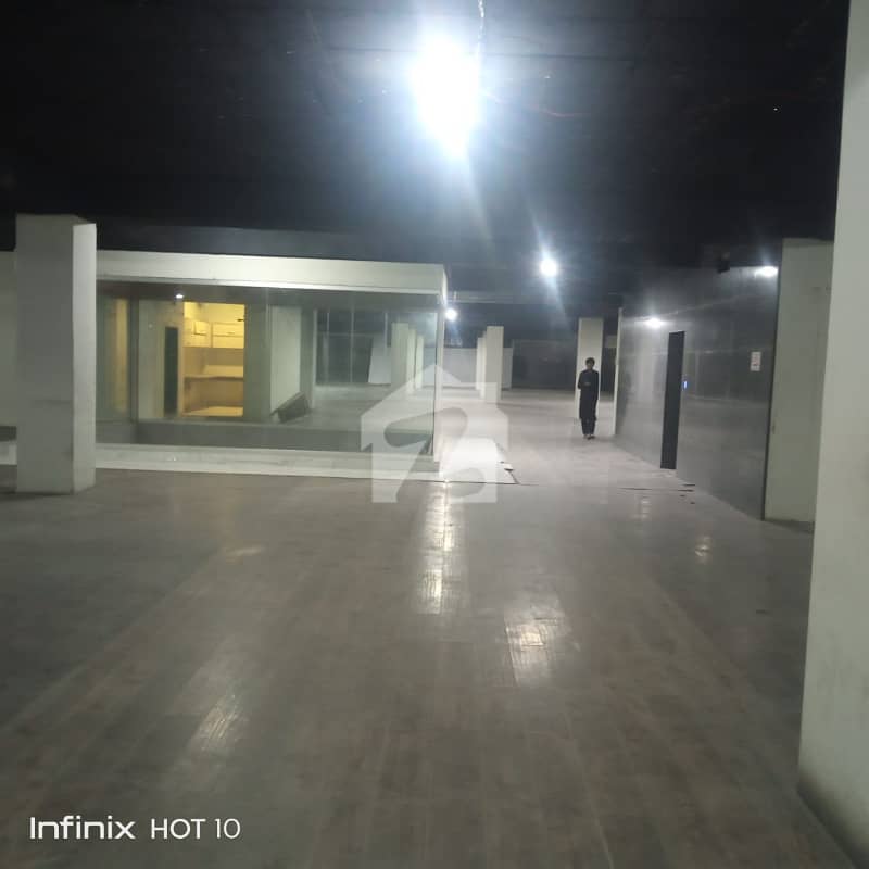 Two Kanal Old House On Link Mm Alam Road Two Kanal Old House On Link Mm Alam Road