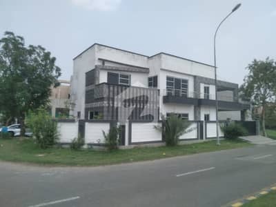 ائیر ایوینیو ۔ بلاک آر ڈی ایچ اے فیز 8 سابقہ ایئر ایوینیو,ڈی ایچ اے فیز 8,ڈی ایچ اے ڈیفینس,لاہور میں 5 کمروں کا 10 مرلہ مکان 1.55 لاکھ میں کرایہ پر دستیاب ہے۔ ائیر ایوینیو ۔ بلاک آر ڈی ایچ اے فیز 8 سابقہ ایئر ایوینیو,ڈی ایچ اے فیز 8,ڈی ایچ اے ڈیفینس,لاہور میں 5 کمروں کا 10 مرلہ مکان 1.55 لاکھ میں کرایہ پر دستیاب ہے۔