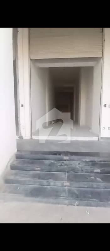 سیکٹر 25-اے - پنجابی سوداگرملٹی پرپز سوسائٹی سکیم 33 - سیکٹر 25-اے,سکیم 33,کراچی میں 3 مرلہ دکان 2.5 لاکھ میں کرایہ پر دستیاب ہے۔