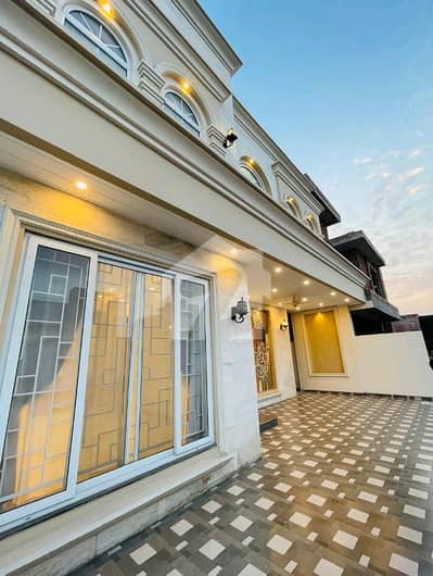 Looking For A On Excellent Location House In DC Colony