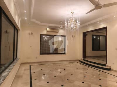 Beautiful Triple Storey House For Rent In F11
