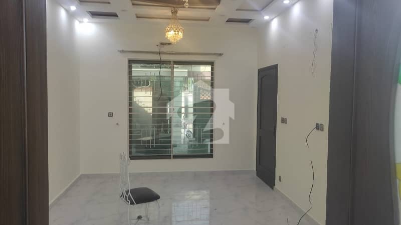 Pia Society Like New House Pia Society Like New House