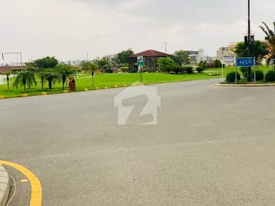 Eden Orchard 7 Marla Plot For Sale Z Block Prime Location Near Commercial Area Main Gate