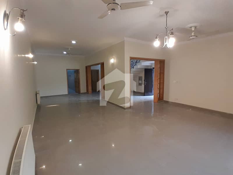 Elegant & Spacious 3-Bedrooms House Available For Rent in F-7, Islamabad Elegant & Spacious 3-Bedrooms House Available For Rent in F-7, Islamabad