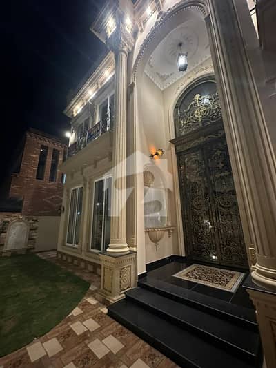 لیک سٹی میڈوز فیز 1 لیک سٹی میڈوز,لاہور میں 5 کمروں کا 1 کنال مکان 8.5 کروڑ میں برائے فروخت۔