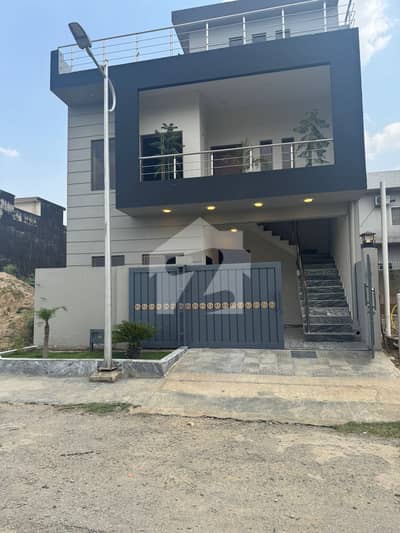B17 F block 5 marla house for sale