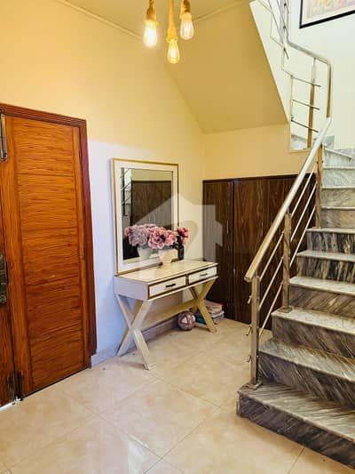 10 marla used house double story for sale ready to move good location good investment owner build with gas meter installed