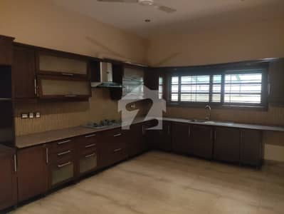 1000 SqYard Bungalow Available For Rent In khy-e- Behria Dha Phase 7