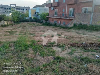 ڈی ایچ اے فیز 2 - سیکٹر ایچ ڈی ایچ اے ڈیفینس فیز 2,ڈی ایچ اے ڈیفینس,اسلام آباد میں 1 کنال رہائشی پلاٹ 4.5 کروڑ میں برائے فروخت۔