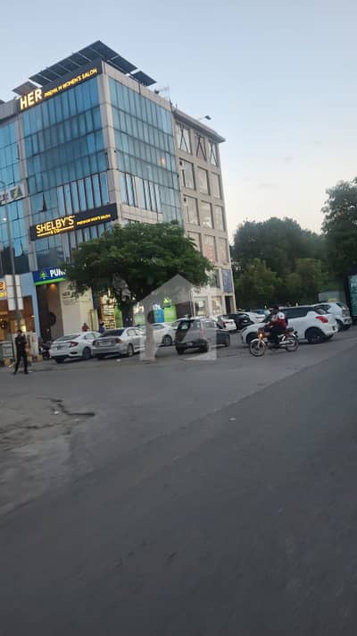 ڈی ایچ اے فیز 5 - ڈبل سی اے بلاک فیز 5,ڈیفنس (ڈی ایچ اے),لاہور میں 6 کمروں کا 4 مرلہ عمارت 8.75 کروڑ میں برائے فروخت۔ ڈی ایچ اے فیز 5 - ڈبل سی اے بلاک فیز 5,ڈیفنس (ڈی ایچ اے),لاہور میں 6 کمروں کا 4 مرلہ عمارت 8.75 کروڑ میں برائے فروخت۔