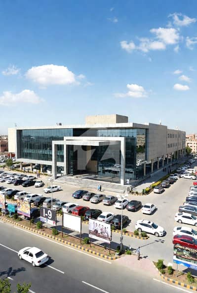 آئی ۔ 9 اسلام آباد میں 10 کنال Studio عمارت 75.0 کروڑ میں برائے فروخت۔