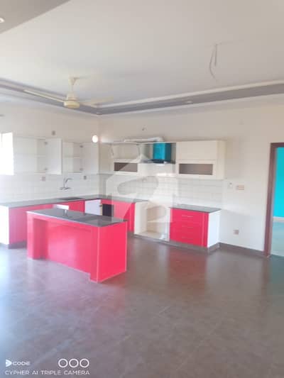 DHa 5 Sector B Main Blouwad One Kanal House For Slae 5 Year Old