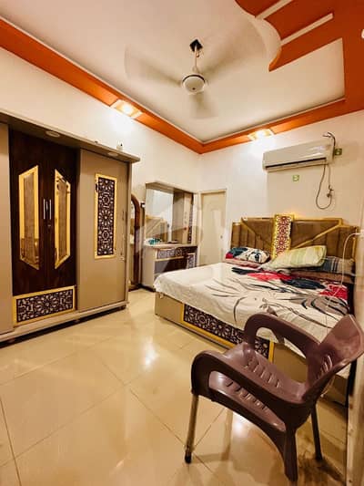 پی ای سی ایچ ایس بلاک 2 پی ای سی ایچ ایس,جمشید ٹاؤن,کراچی میں 3 کمروں کا 7 مرلہ فلیٹ 2.6 کروڑ میں برائے فروخت۔