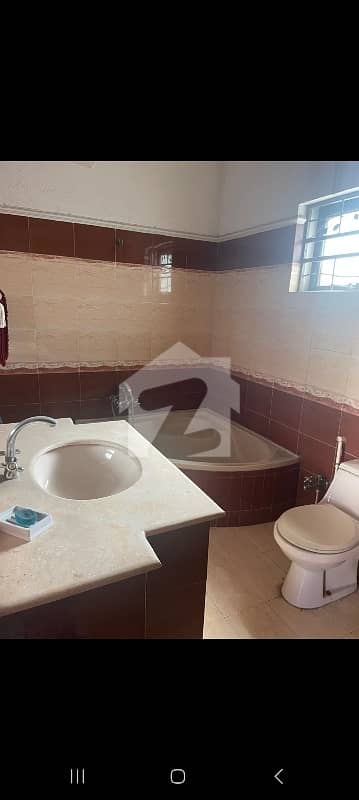 DHA Phase 1 1 Kanal Upper Portion for Rent | Luxury Living