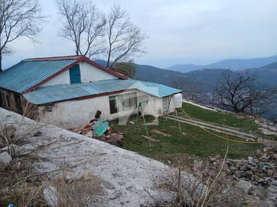 کشمیر پوائنٹ مری میں 1 کنال کمرشل پلاٹ 9.2 کروڑ میں برائے فروخت۔