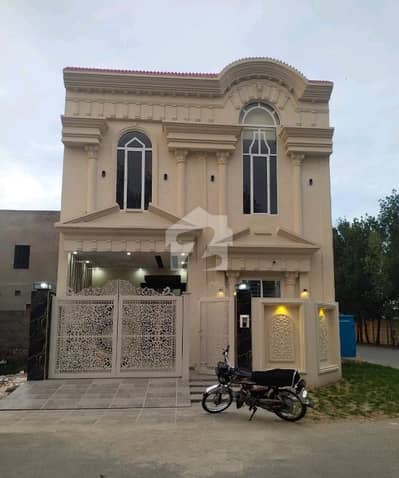 سٹی ہاؤسنگ سوسائٹی گوجرانوالہ میں 4 کمروں کا 5 مرلہ مکان 1.85 کروڑ میں برائے فروخت۔