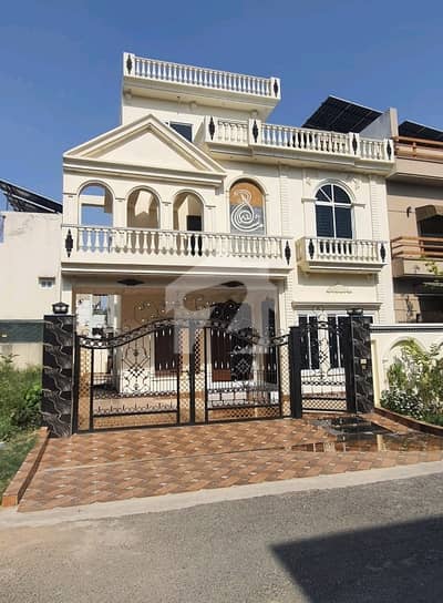 Prime Location Citi Housing Society House Sized 10 Marla