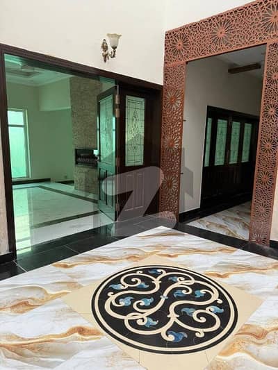 1 Knal House Available For Rant Bahria Town Phase 8