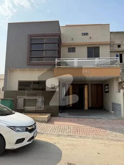 7 Marla Brand New House Available For Rent