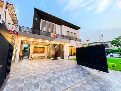 Magnificent 1-Kanal Elegant Bungalow For Sale In DHA Phase 7 Magnificent 1-Kanal Elegant Bungalow For Sale In DHA Phase 7