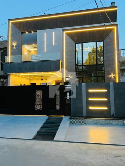 Modern Design 12 Marla House Available for Sale In Board of Revenue Society Block B Lahore Johar Town Modern Design 12 Marla House Available for Sale In Board of Revenue Society Block B Lahore Johar Town