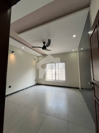 10 Marla Double Storey House For Rent 10 Marla Double Storey House For Rent