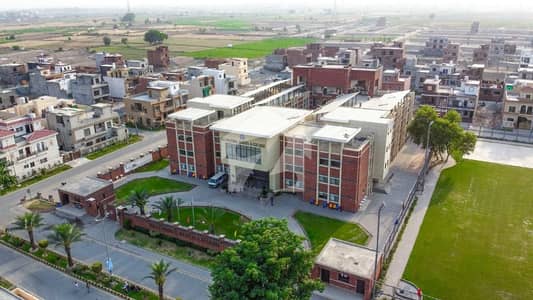 Prime Location 8 Marla Residential Plot For sale In Lahore