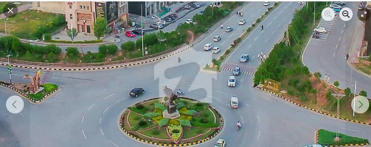 08 Marla Rented Plaza for Sale - Rent 7.50 Lacs Per month