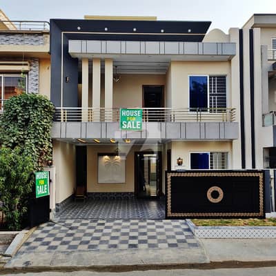 Brand New Luxury House For Sale CDA Approved | Lop Cleared | Best Location