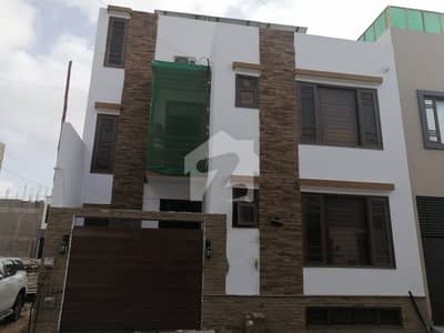 Owner Build 100 Yard Ground 1st With Basement House For Sale In Iqbal Staff Lane DHA Phase 8