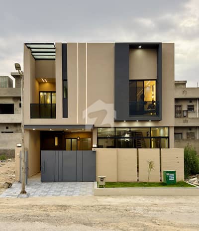 8 Marla (30x60) Designer Double highted House For sale in Block E mpchs Multi Garden B17