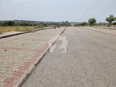 ڈی ایچ اے ڈیفینس فیز 6 ڈی ایچ اے ڈیفینس,اسلام آباد میں 8 مرلہ کمرشل پلاٹ 7.25 کروڑ میں برائے فروخت۔ ڈی ایچ اے ڈیفینس فیز 6 ڈی ایچ اے ڈیفینس,اسلام آباد میں 8 مرلہ کمرشل پلاٹ 7.25 کروڑ میں برائے فروخت۔