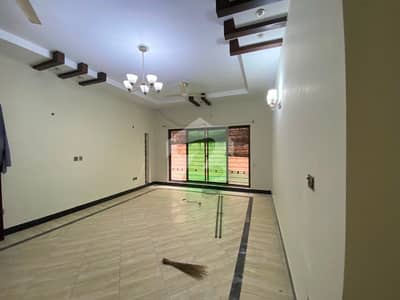 1 KANAL LOWER PORTION AVAILAIBLE FOR RENT IN DHA PHASE 3