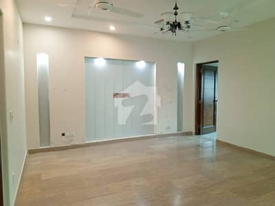 1 Kanal Modern Upper Portion With Separate Entrance For Rent DHA Phase 4