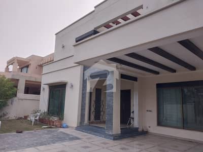ڈی ایچ اے فیز 3 ڈیفنس (ڈی ایچ اے),لاہور میں 5 کمروں کا 1 کنال مکان 6.45 کروڑ میں برائے فروخت۔