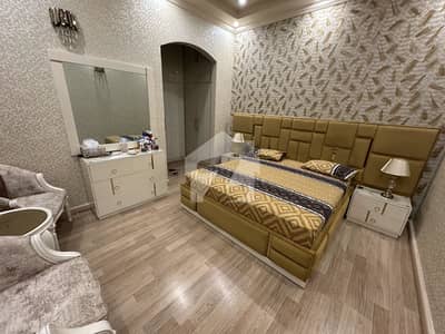 10 MARLA MODERN & LUXURY HOUSE FOR SALE