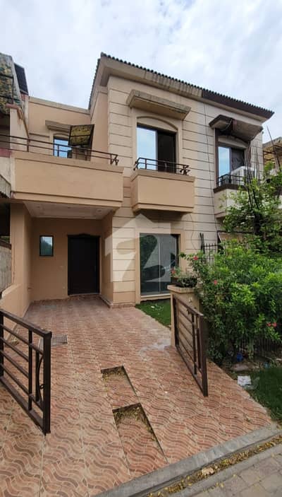 4 Marla Full House Available For Rent In Paragon City Facing Lgs School