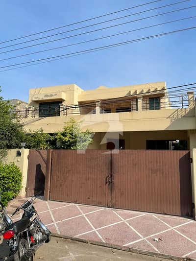 ڈی ایچ اے فیز 2 ڈیفنس (ڈی ایچ اے),لاہور میں 4 کمروں کا 1 کنال زیریں پورشن 2.0 لاکھ میں کرایہ پر دستیاب ہے۔