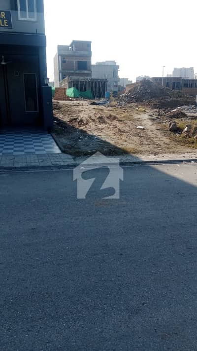 ڈی ایچ اے ڈیفینس فیز 5 ڈی ایچ اے ڈیفینس,اسلام آباد میں 5 مرلہ رہائشی پلاٹ 1.65 کروڑ میں برائے فروخت۔ ڈی ایچ اے ڈیفینس فیز 5 ڈی ایچ اے ڈیفینس,اسلام آباد میں 5 مرلہ رہائشی پلاٹ 1.65 کروڑ میں برائے فروخت۔