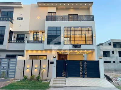 7.5 Marla Beautiful Luxury House For Sale In Buch Vilas Multan