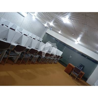 1800 Sqft Full Furnished Office For Rent in Gulberg. 1800 Sqft Full Furnished Office For Rent in Gulberg.